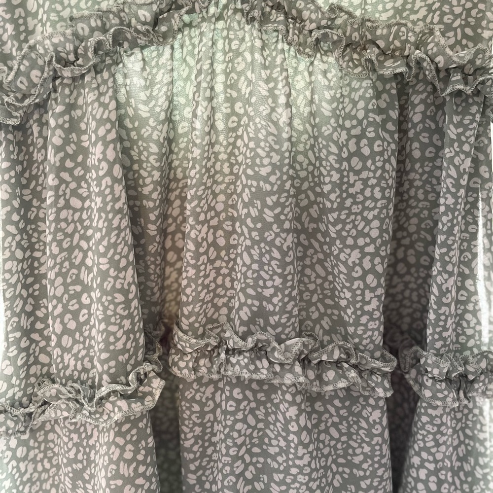 Dress - Picture 5 of 8